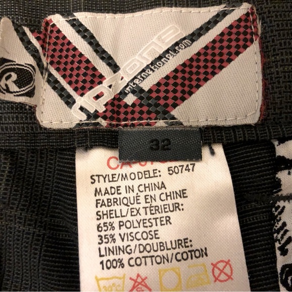 Ripzone Plaid Shorts - Picture 6 of 6